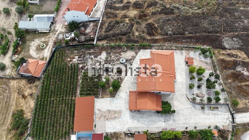 Moradia T4 à venda em Vassal, Valpaços — foto 4
