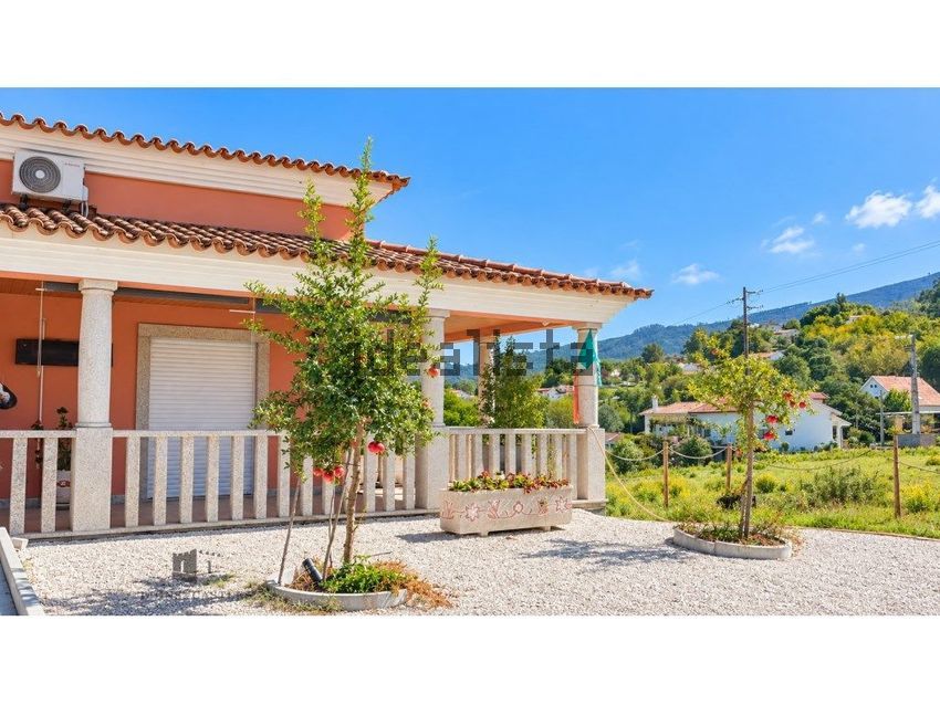 Moradia T6+ em Vilarinho, €990.000