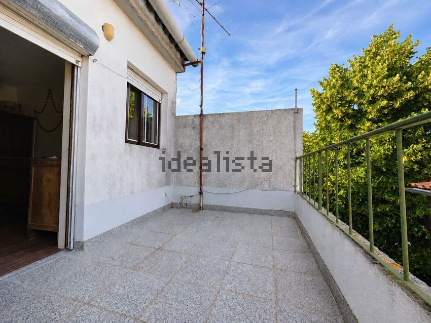 Moradia T3 à venda em Paredes da Beira, €85.000