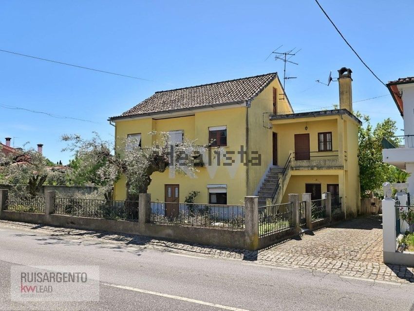 Moradia T5 em Meimoa, €150.000