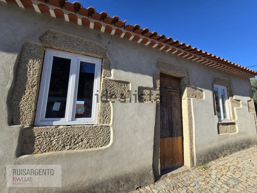Moradia T2 em Salgueiro do Campo, €42.000