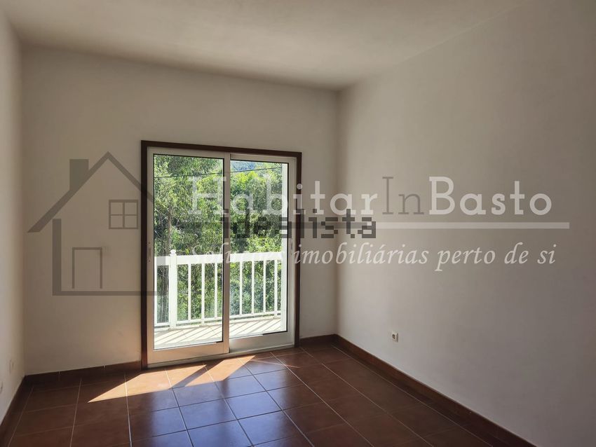 Moradia T4 à venda em Ermelo e Pardelhas, Mondim de Basto — foto 4