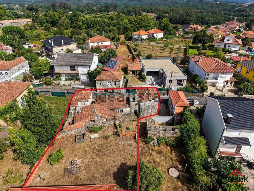 Moradia T4 à venda em Santa Cruz da Trapa e São Cristóvão de Lafões, São Pedro do Sul — foto 2