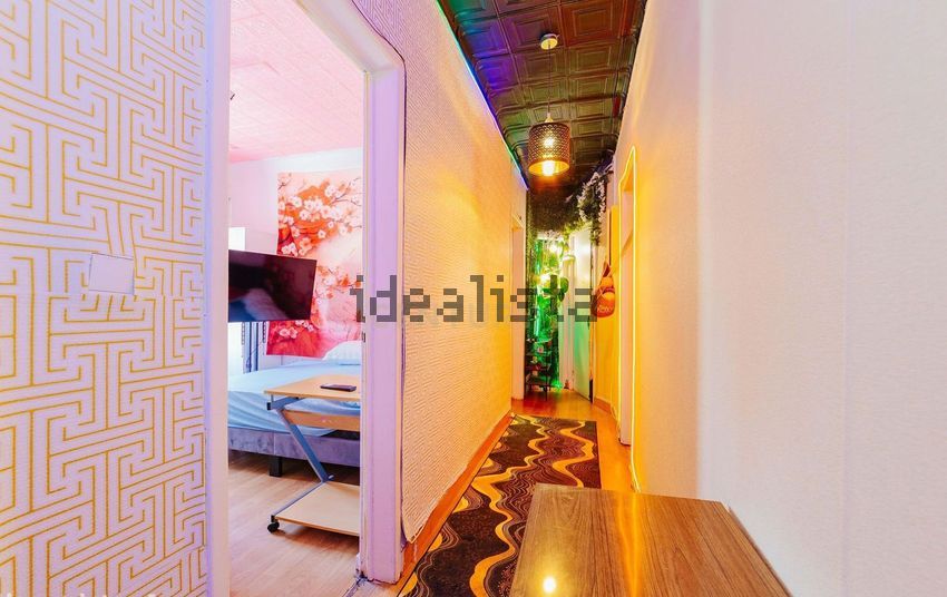 Apartamento T5 em Águas Livres, €329.000