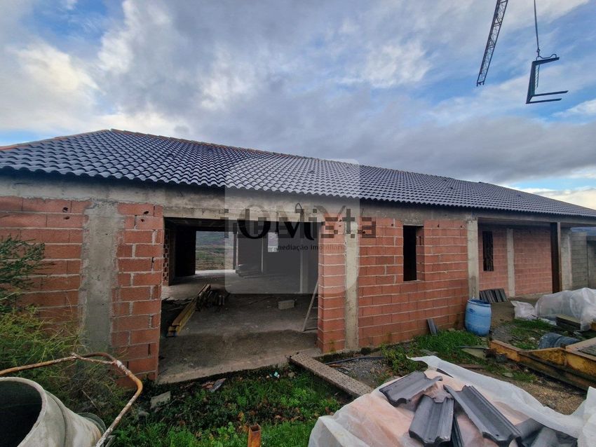 Moradia T3 à venda em Adoufe e Vilarinho de Samardã, Vila Real — foto 19