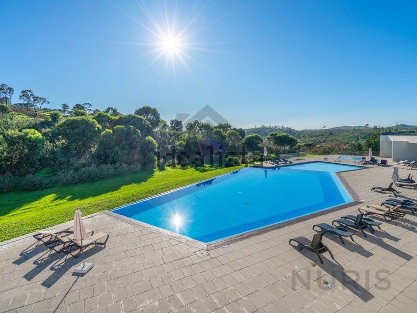 Apartamento T1 em Mexilhoeira Grande, €190.000
