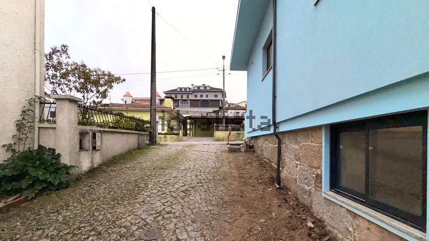 Moradia T3 à venda em Oliveira (Santa Maria), Vila Nova de Famalicão — foto 2