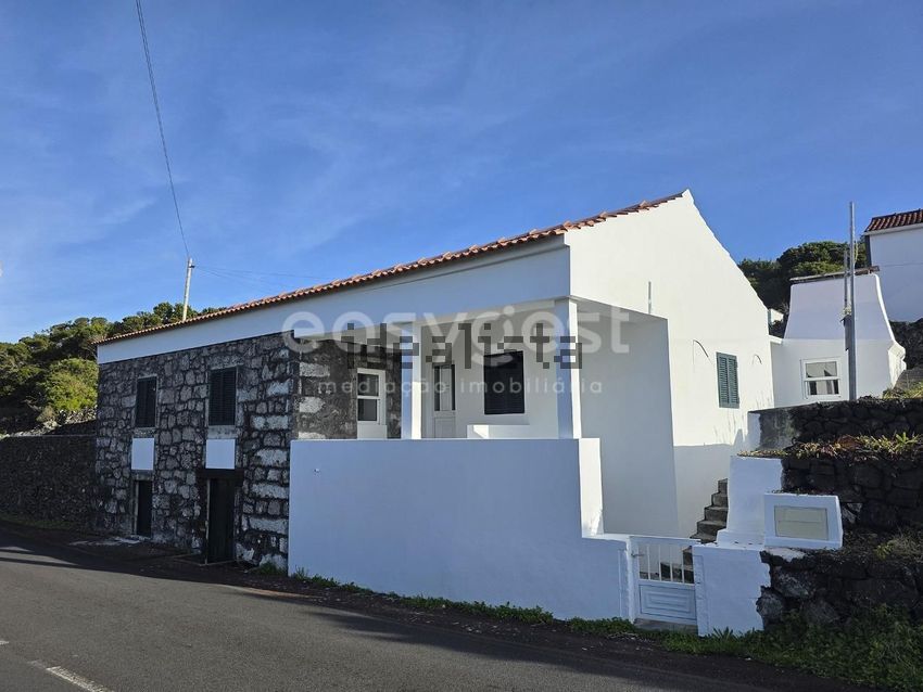Moradia T2 em Candelária, €265.000