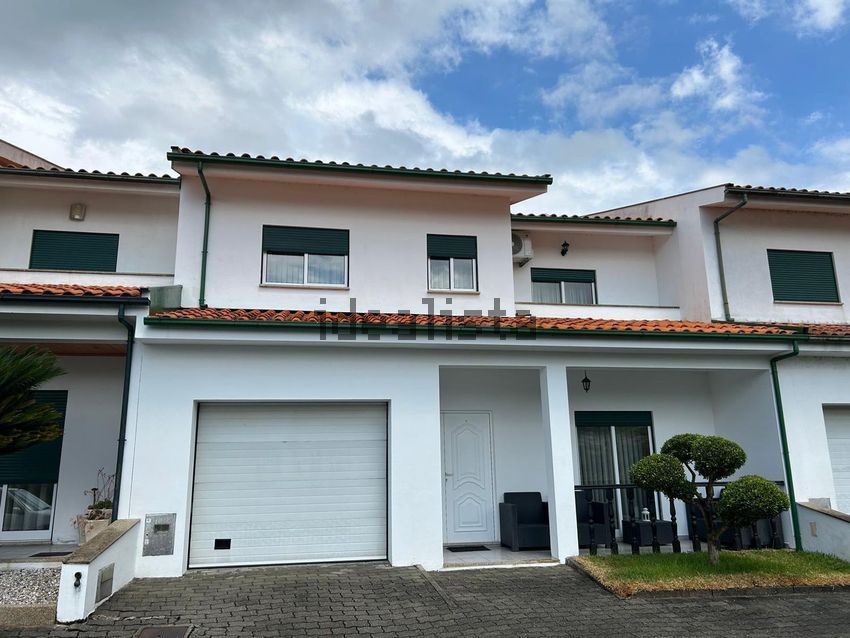 Moradia T3 em Basto, €280.000
