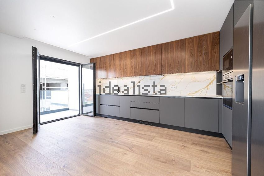 Moradia T5 à venda em Pontinha e Famões, Odivelas — foto 2