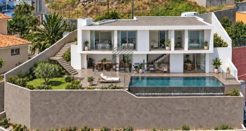 Moradia T3 em Estreito da Calheta, €1.290.000