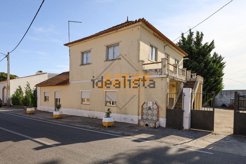 Moradia T5 em Abitureiras, €280.000