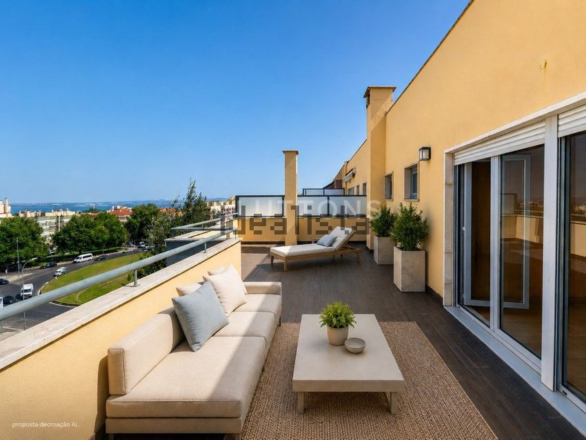Apartamento T4 em Areeiro, €950.000