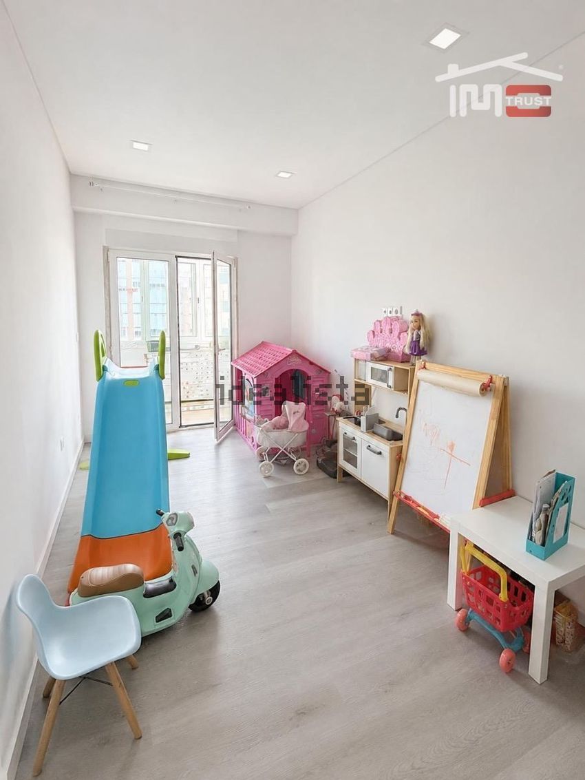 Apartamento T4 à venda em Mina de Água, Amadora — foto 12