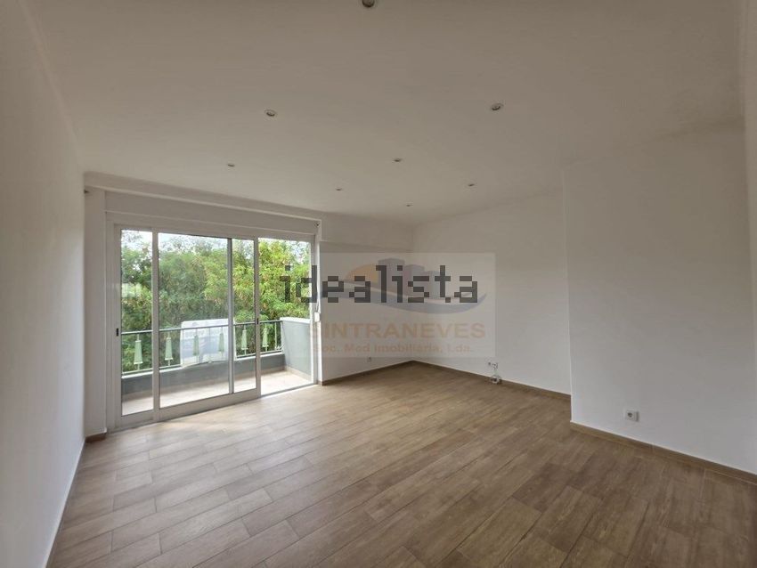 Apartamento T3 à venda em Venteira, Amadora — foto 3