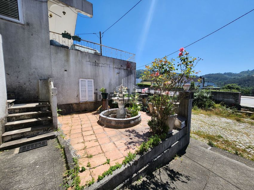 Moradia T4 à venda em Vouzela e Paços de Vilharigues, Vouzela — foto 3