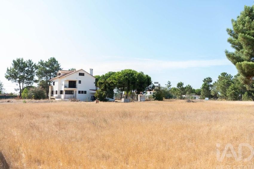 Moradia T5 em Salvaterra de Magos, €530.000