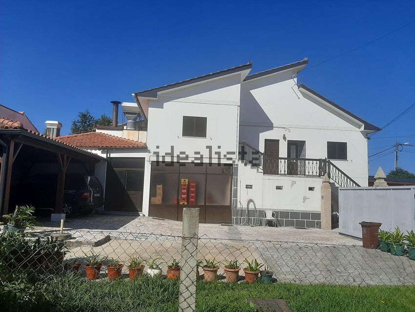 Moradia T3 em Geraz do Lima (Santa Maria, Santa Leocádia e Moreira) e deão, €540.000