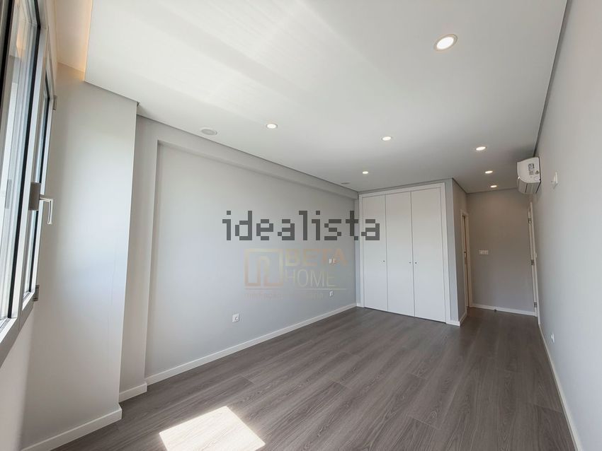 Apartamento T4 à venda em Loures, Loures — foto 16