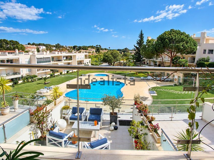 Moradia T4 em Albufeira e Olhos de Água, €820.000