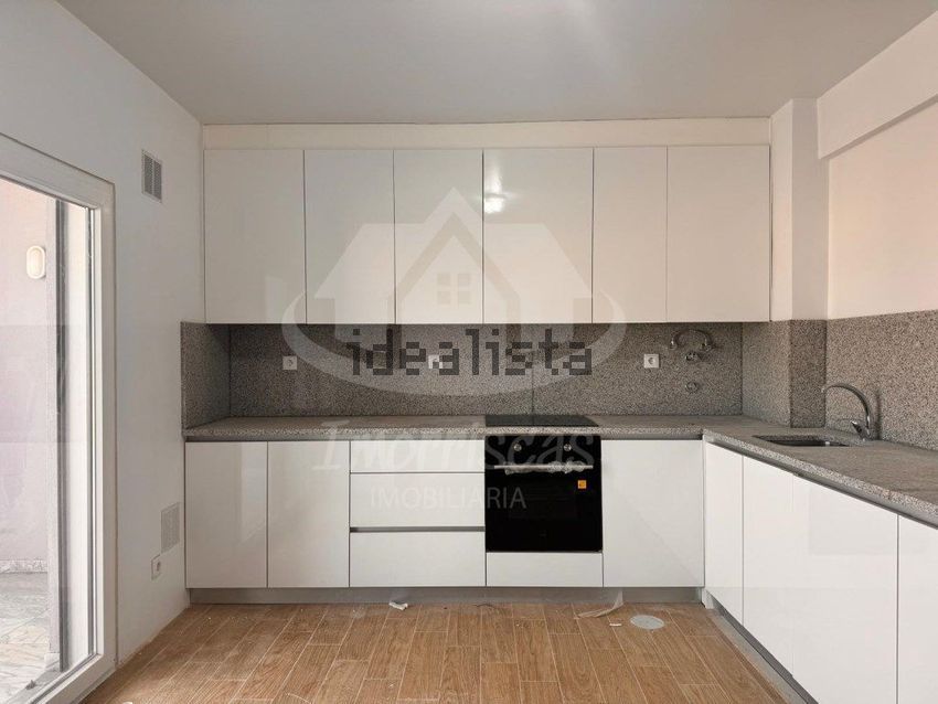 Moradia T5 à venda em Santa Iria de Azoia, São João da Talha e Bobadela, Loures — foto 2
