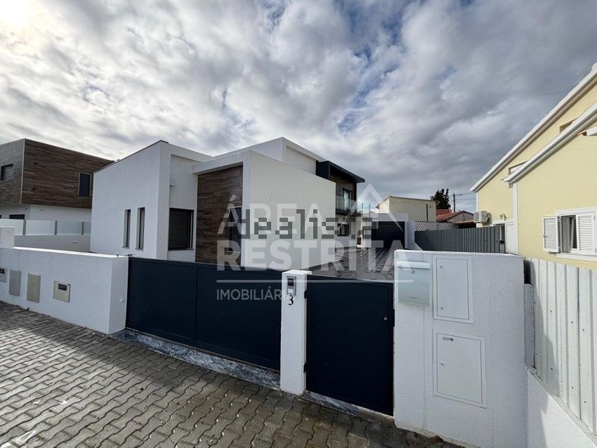 Moradia T5 à venda em Laranjeiro e Feijó, Almada — foto 26
