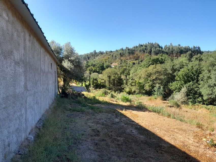 Moradia T3 à venda em Mouraz e Vila Nova da Rainha, Tondela — foto 2