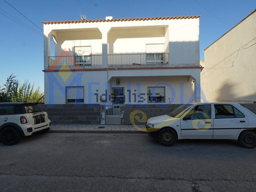 Moradia T5 em Vila Real de Santo António, €450.000