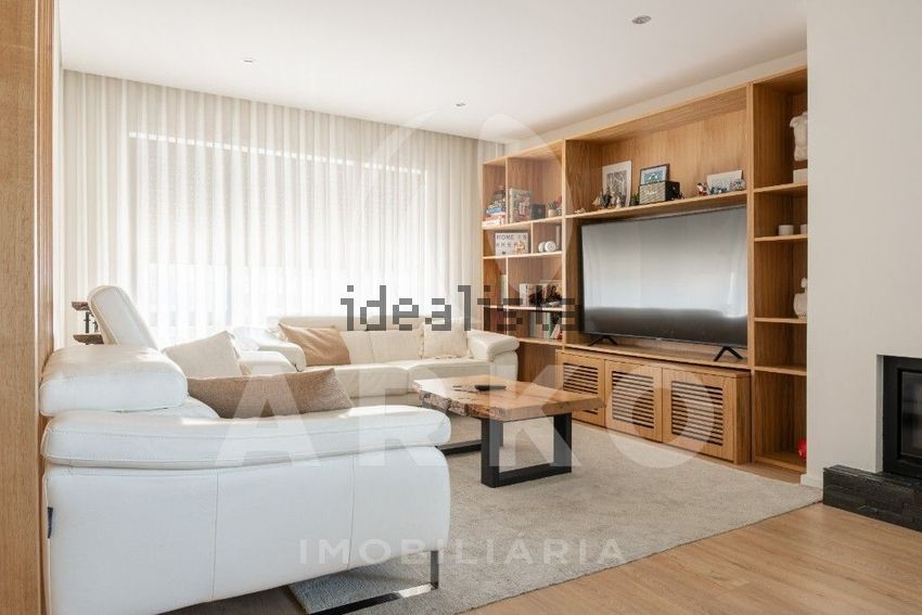 Moradia T3 à venda em Santo Tirso, Couto (Santa Cristina e São Miguel) e Burgães, Santo Tirso — foto 2