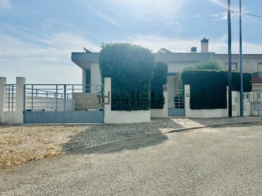 Moradia T4 em Abrantes (São Vicente e São João) e Alferrarede, €495.000