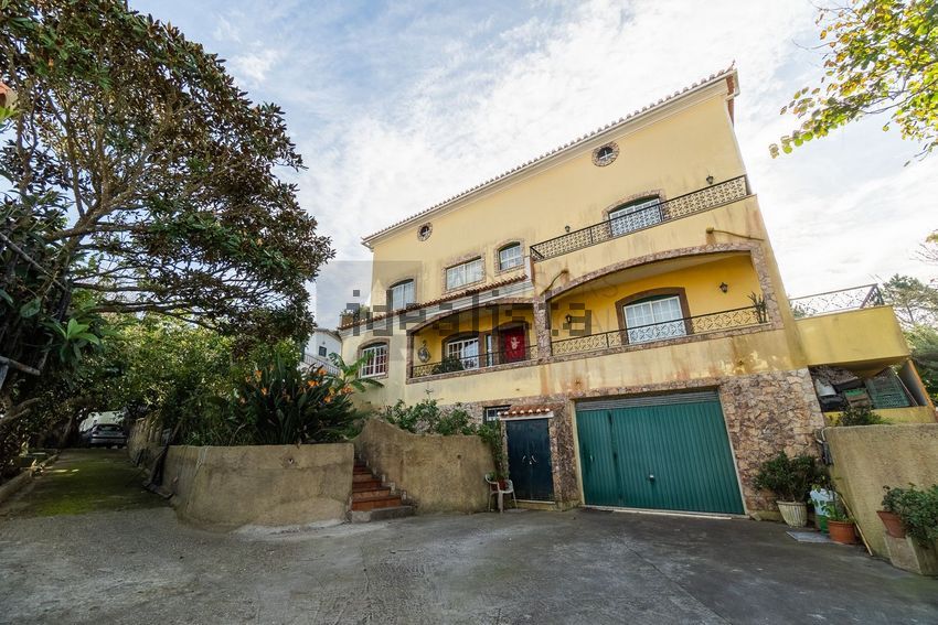 Moradia T6+ em Colares, €1.990.000