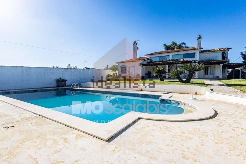 Moradia T5 em Alpiarça, €749.000