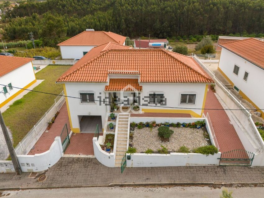 Moradia T3 à venda em Vilar, €372.000