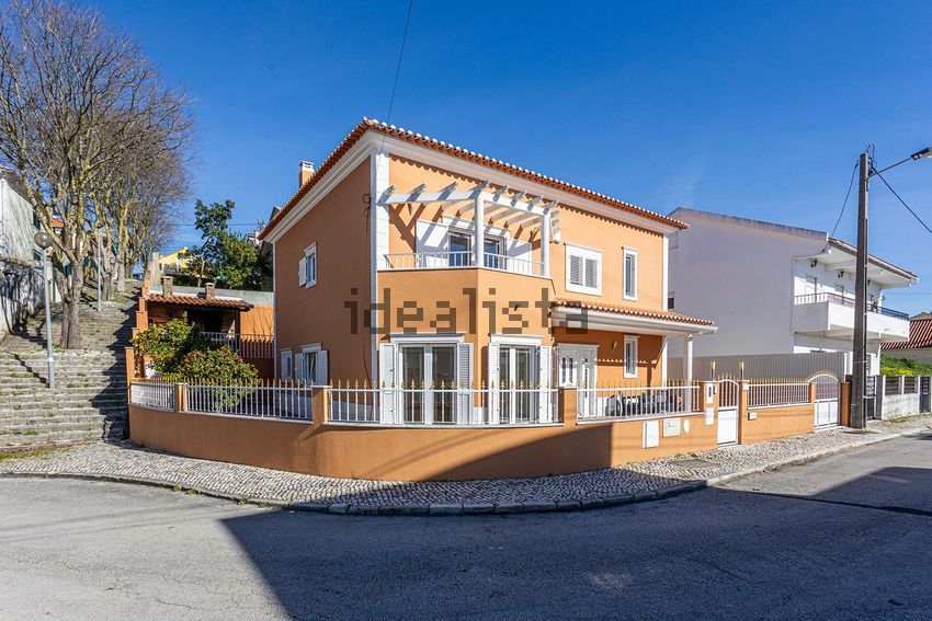 Moradia T5 à venda em Pontinha e Famões, Odivelas — foto 2