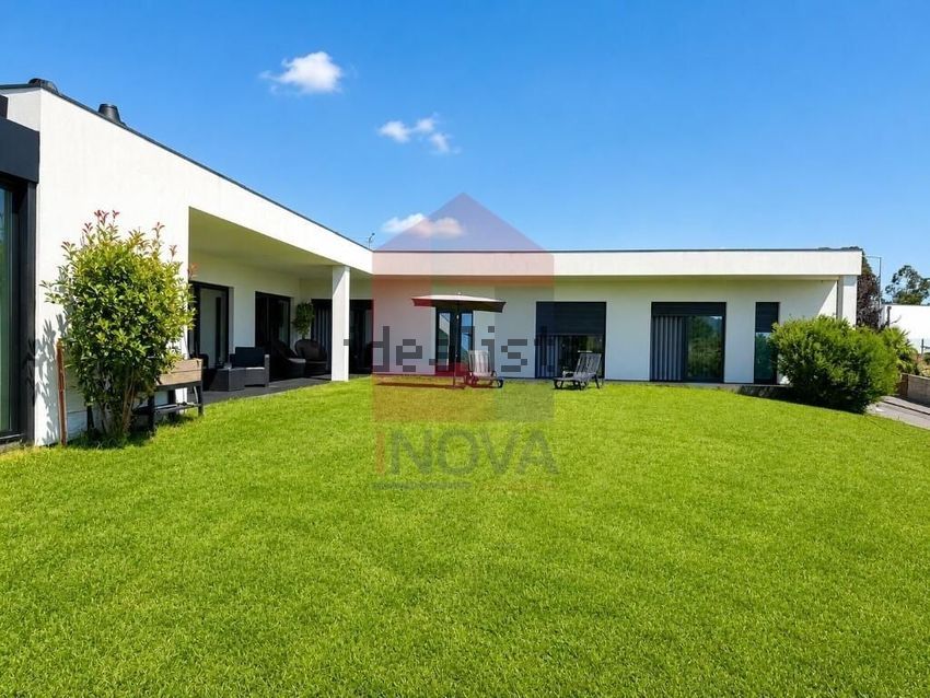 Moradia T3 à venda em Vila Verde e Barbudo, Vila Verde — foto 2