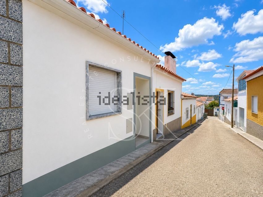 Moradia T2 em Cabeção, €147.500