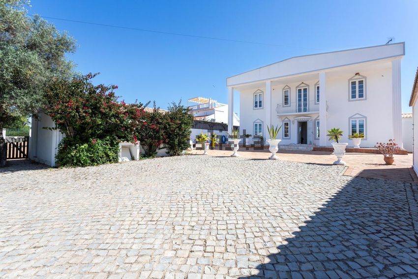 Moradia T4 em Fuseta, €990.000