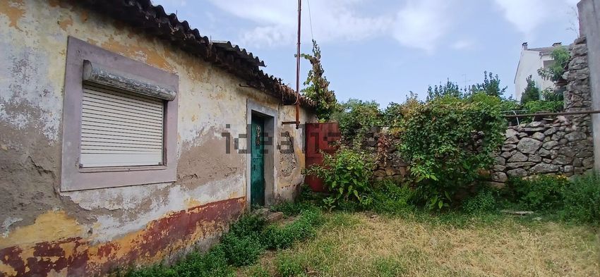 Moradia T2 à venda em Alcains, Castelo Branco — foto 2