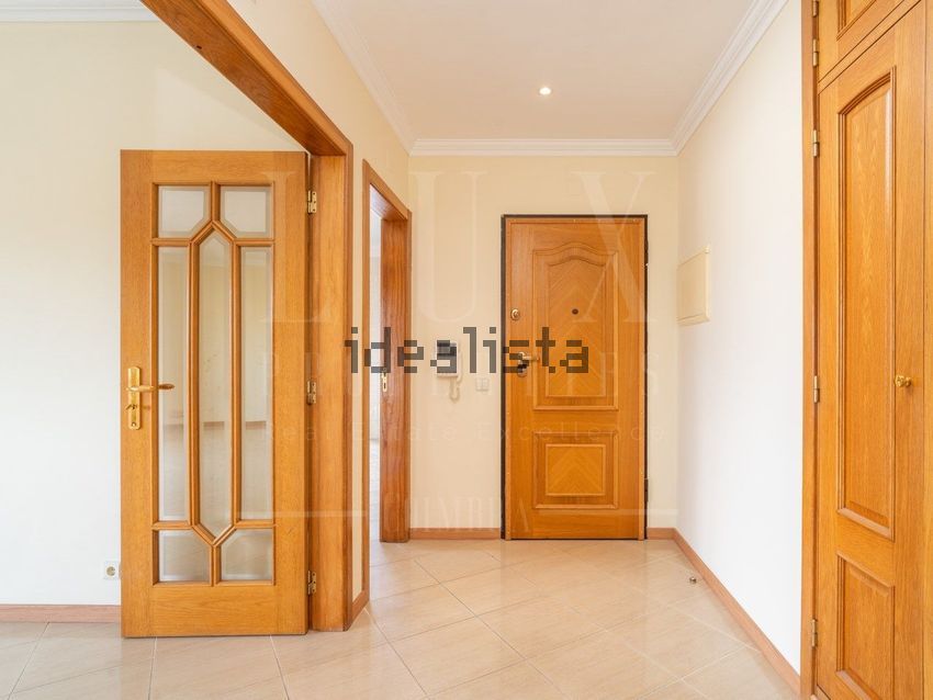 Apartamento T3 à venda em Santo António dos Olivais, Coimbra — foto 2