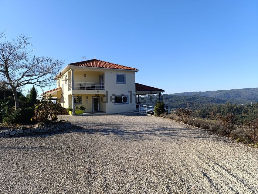 Moradia T3 à venda em Vila Cova de Alva e Anseriz, Arganil — foto 2