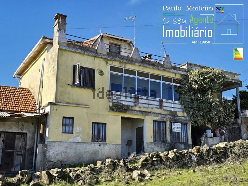Moradia T3 à venda em Rapoula do Côa, €60.000