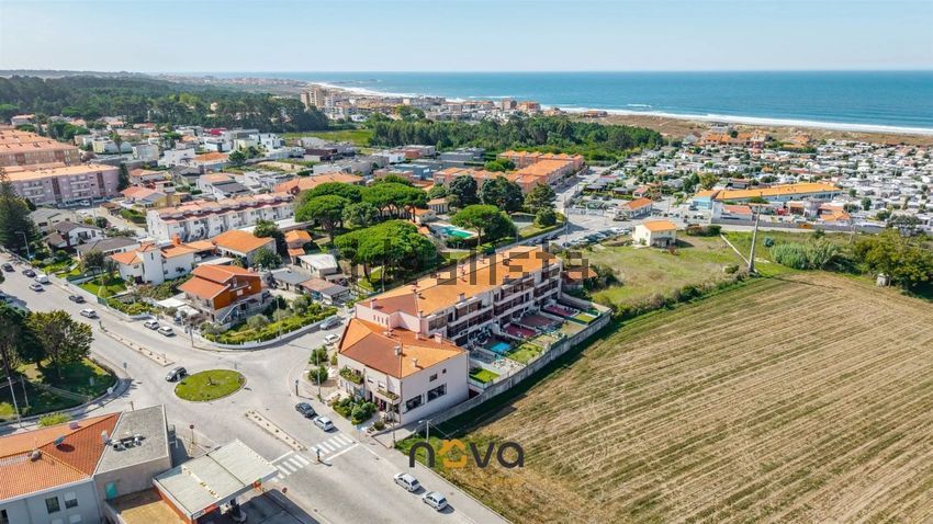 Apartamento T3 em Árvore, €290.000