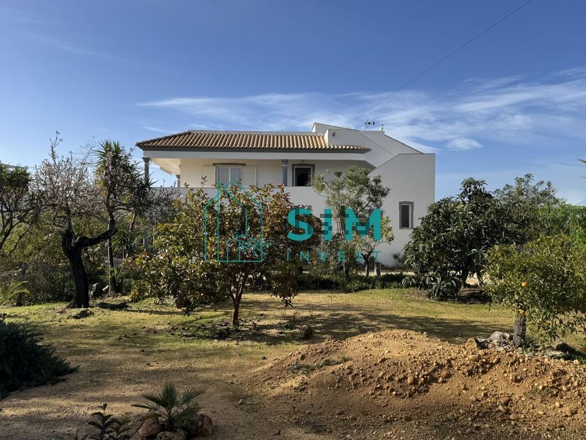 Moradia T5 em Moncarapacho, €975.000