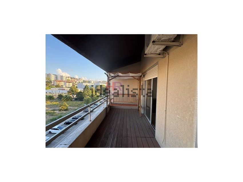 Apartamento T4 à venda em Santo António dos Olivais, Coimbra — foto 5