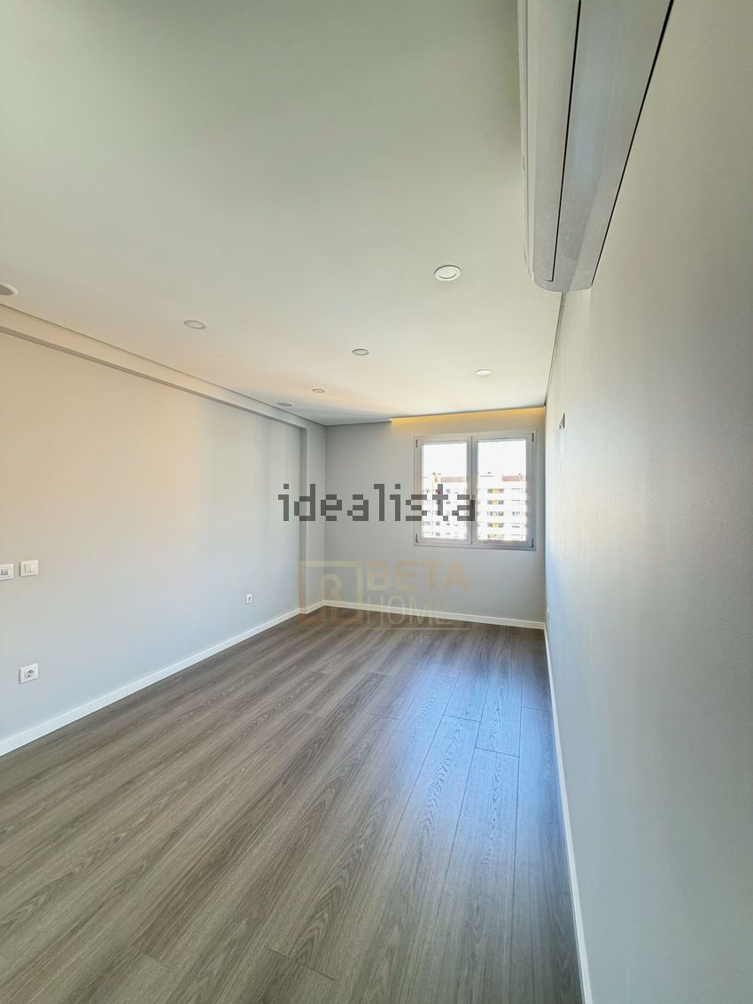Apartamento T4 à venda em Loures, Loures — foto 19