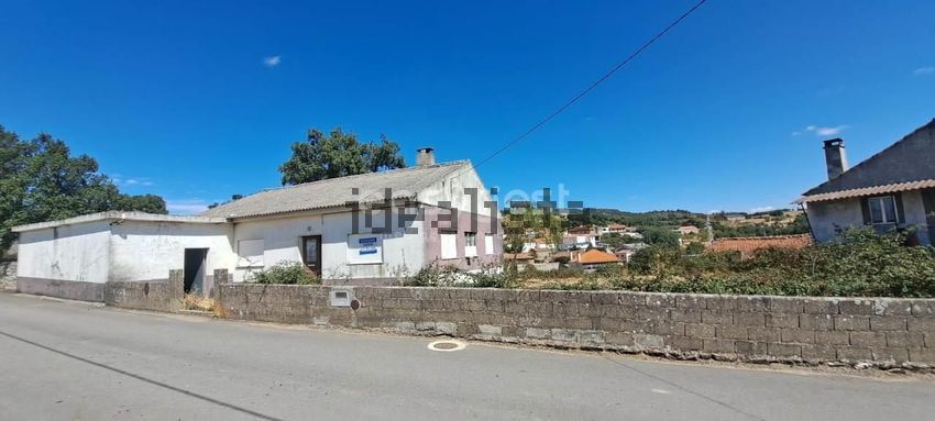 Moradia T3 à venda em Mogadouro, Valverde, Vale de Porco e Vilar de Rei, Mogadouro — foto 5