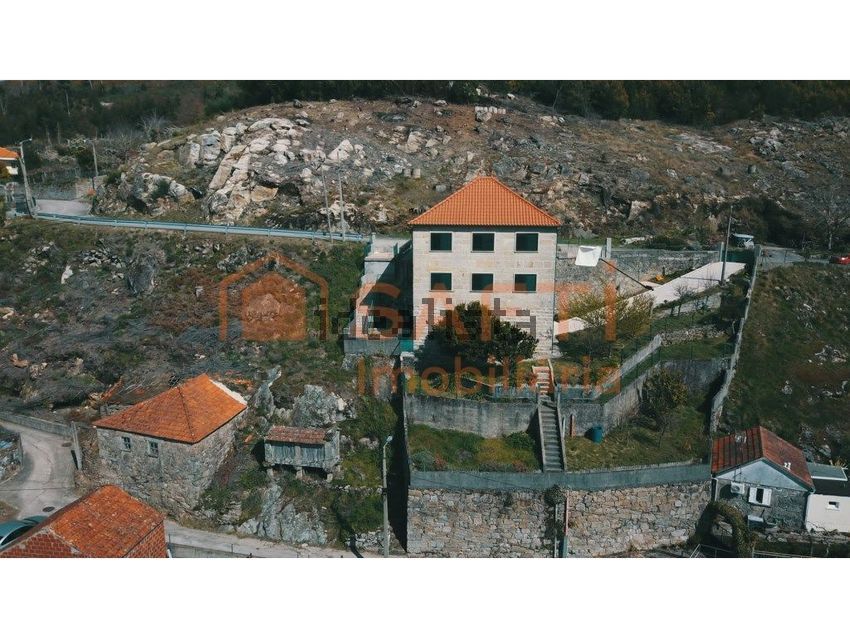 Moradia T4 à venda em Vila e Roussas, Melgaço — foto 5
