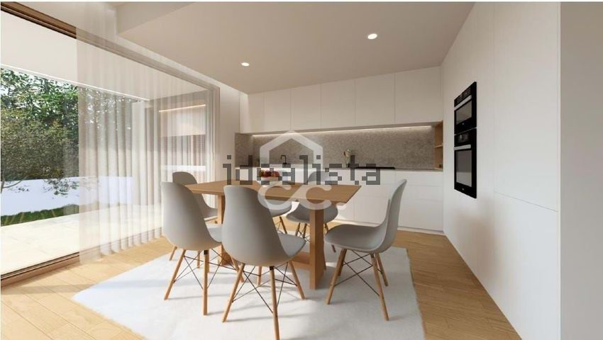 Moradia T2 em Santa Clara e Castelo Viegas, €115.000