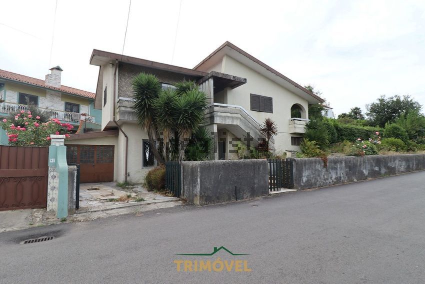 Moradia T3 em Fajões, €320.000