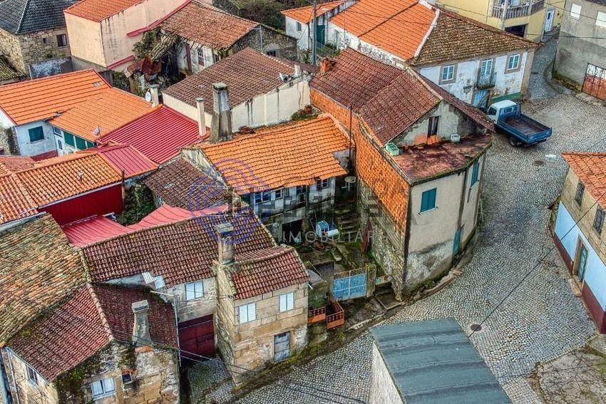 Moradia T2 em Cabaços, €22.900